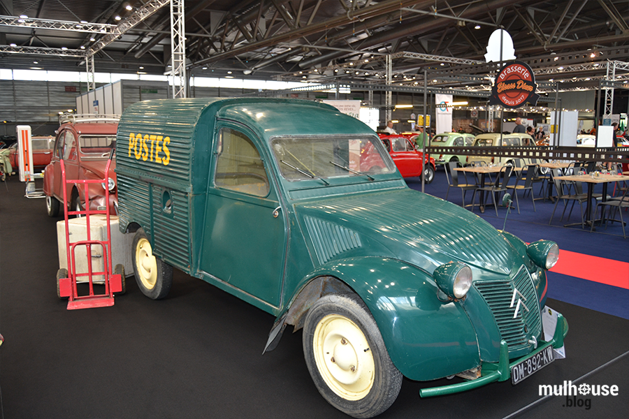 Festival des véhicules anciens -Mulhouse - 2CV La poste