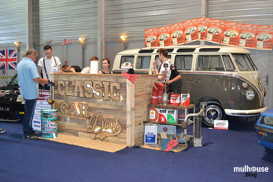 Festival des véhicules anciens -Mulhouse - Stand combi